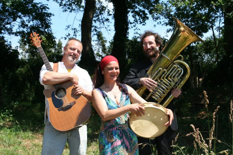 STAGE DE TRANSMISSION ARTISTIQUE  MUSIQUE & DANSE TRADITIONNELLE ITALIE